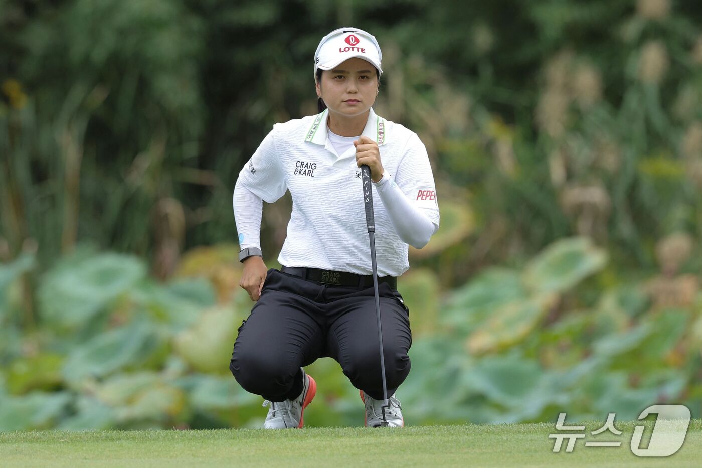 최혜진, LPGA 상하이 대회 이틀째 선두…양희영, 2위 추격