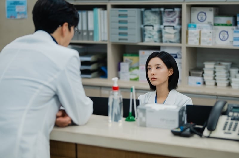 장승조, 김지원에 커피·빵 플러팅…진짜 속내 뭘까