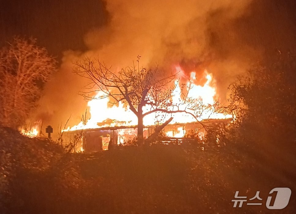 문경 단독주택 화재…2200만원 재산피해 발생