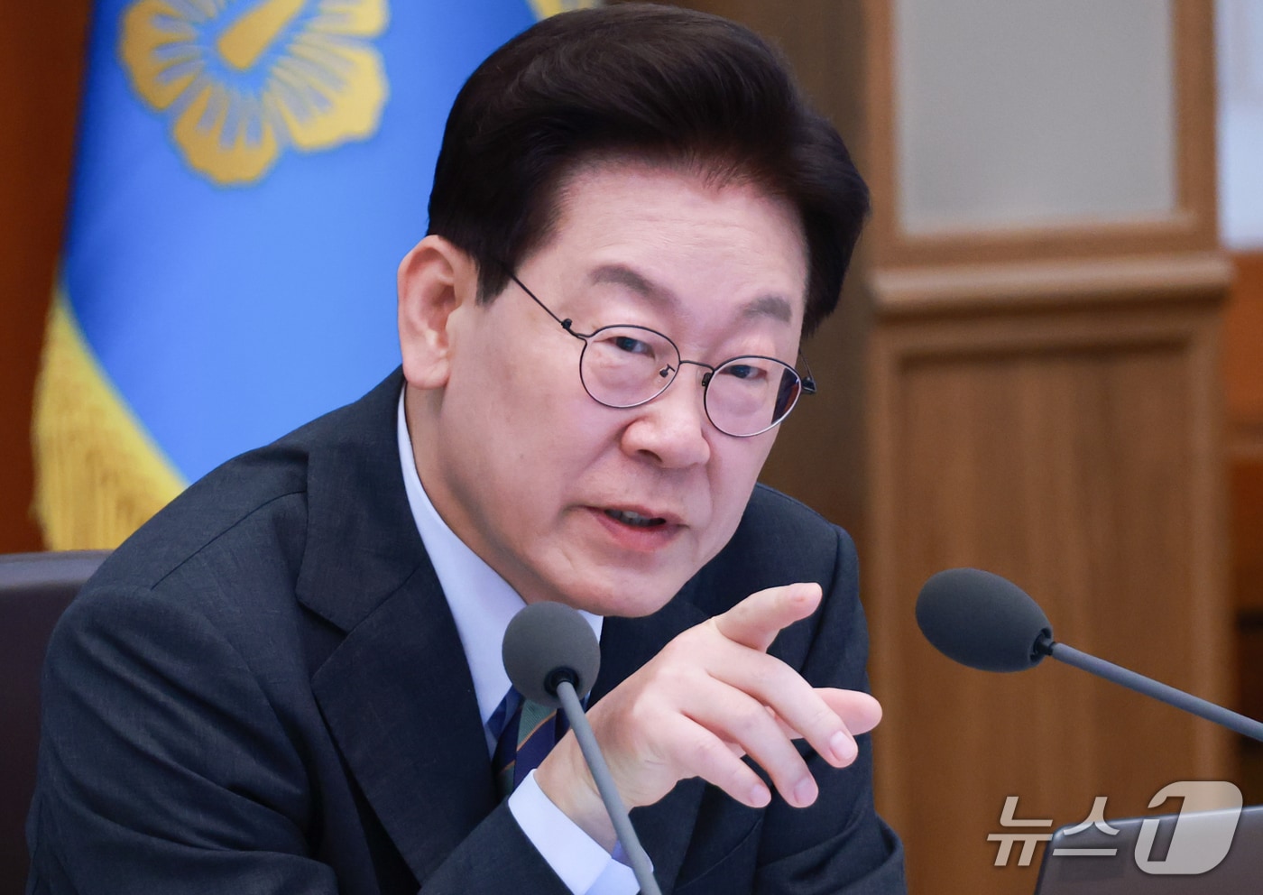 "국정을 챗봇에 물어보나" 대통령 제미나이 발언에 야당 융단폭격