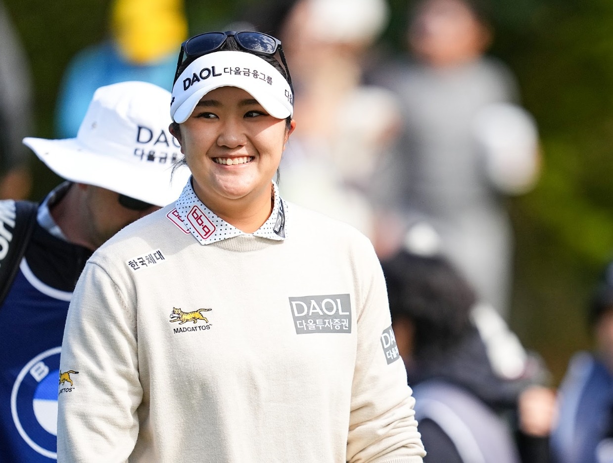 유해란, LPGA BMW 레이디스 챔피언십 2R 단독 선두 도약…김민선 공동 2위