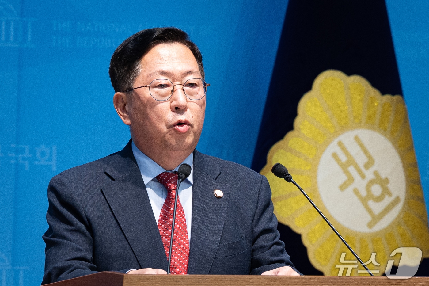 유용원 의원 "북한군, 25사단 이어 21사단 등 전방 곳곳 MDL 침범"