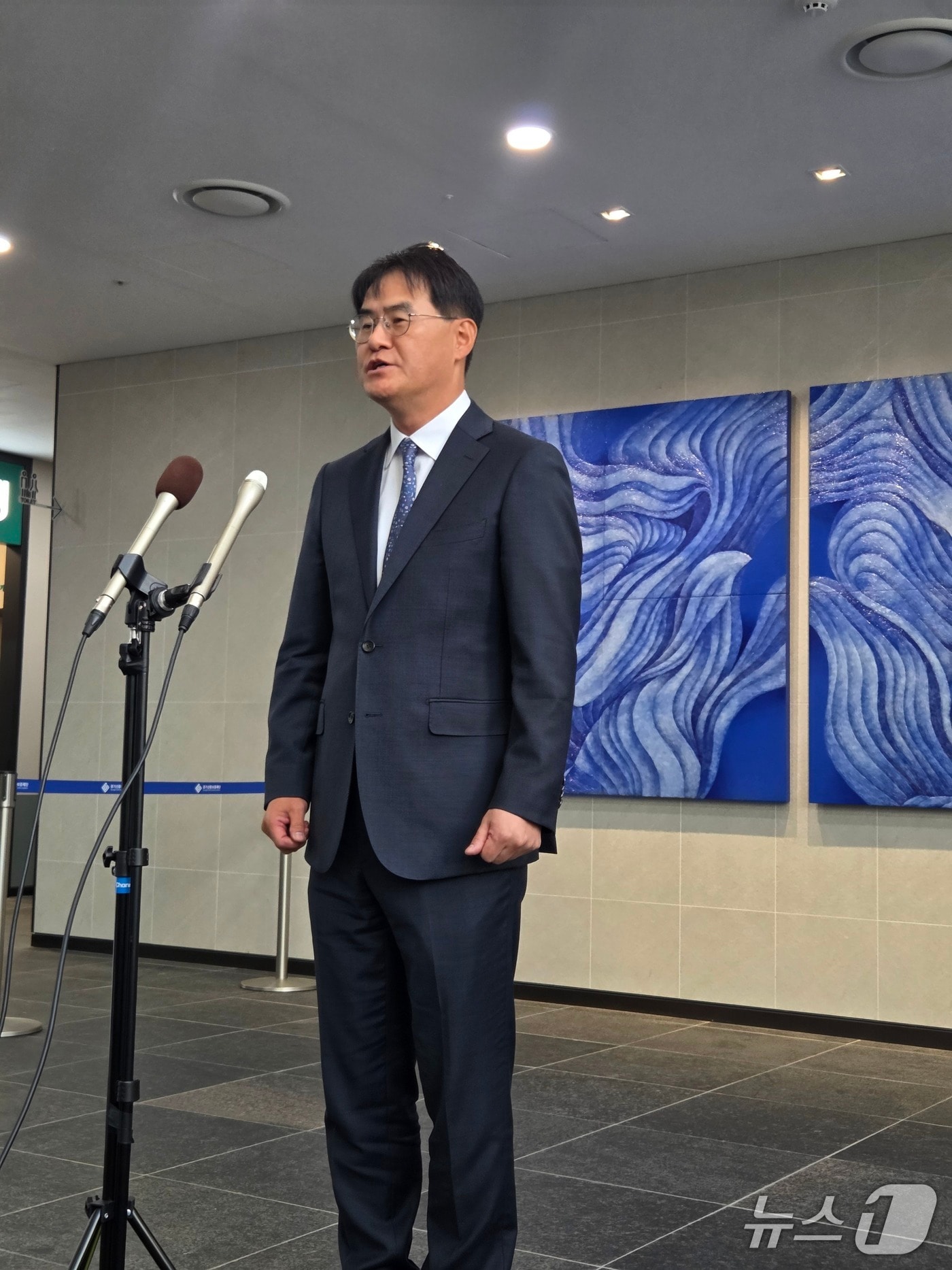 김형근 초대 수원중수청장, 첫 출근 소감 밝히고 부패 수사 공백 방지 약속