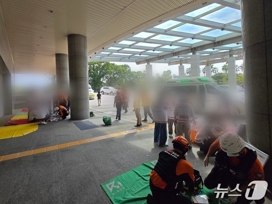 그랜드조선 호델 염소가스 누출 사고 현장. (제주소방안전본부 제공. 재판매 및 DB 금지)/뉴스1