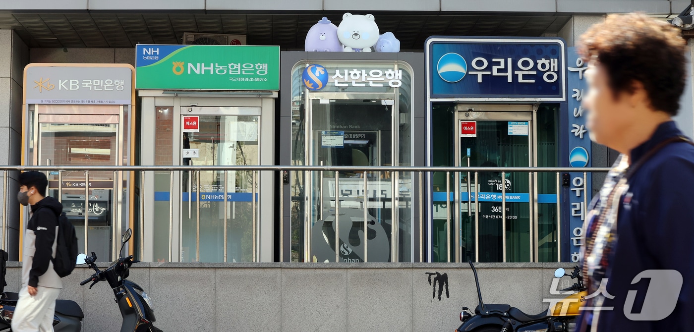 [흔들린 보안시계]AI가 낮춘 문턱...'해킹 대중화' 시대 - 뉴스 썸네일 이미지
