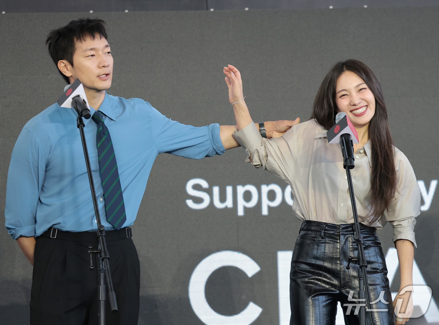 손석구·최희서, 부산국제영화제 ‘베드포드 파크’ 야외 무대인사 참석