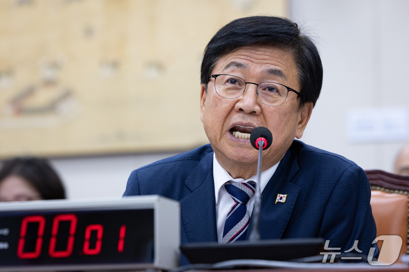 수시 먹통 대책부터 한동훈·차정인 의혹까지...교육위 종감서 집중 질의... - 뉴스 썸네일 이미지