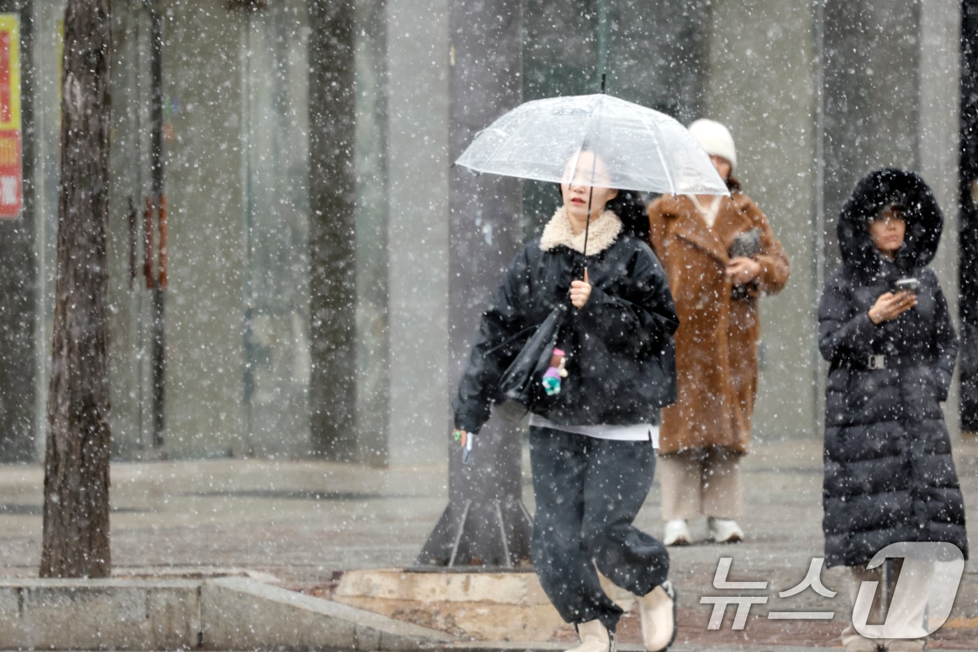 눈 내리는 거리.(뉴스1 DB)