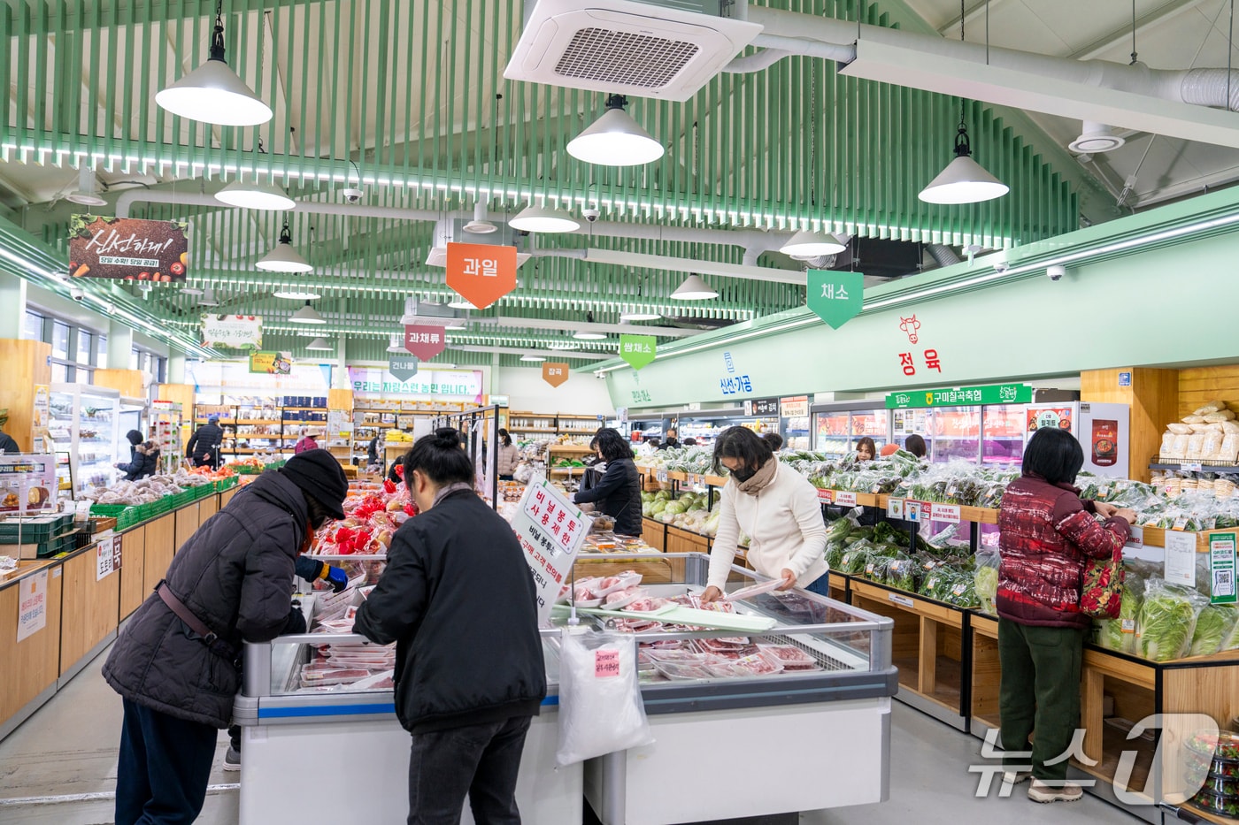 구미시 로컬푸드 직매장이 누적 매출 152억 돌파했다. 사진은 로컬푸드 직매장 모습(구미시 제공. 재판매 및 DB금지)/뉴스1