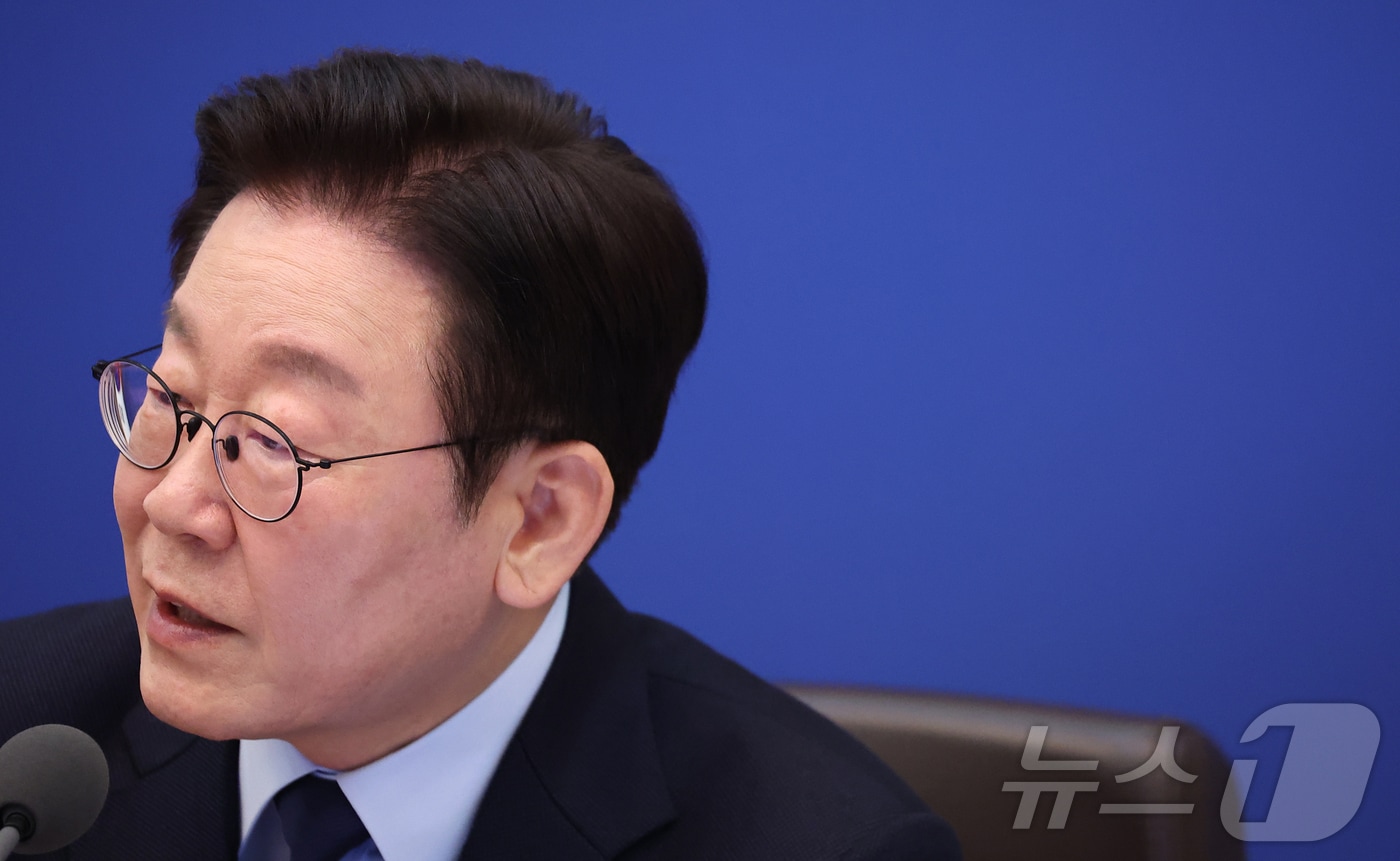 이재명 대통령이 지난 10일 청와대에서 열린 국무회의에서 발언을 하고 있다. 2026.2.10 ⓒ 뉴스1 허경 기자