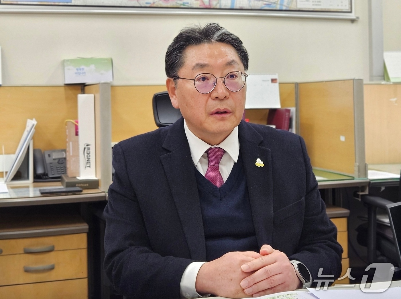 홍태용 김해시장이 10일 시청 프레스센터를 찾아 시장 재선 도전을 밝히고 있다.(독자 제공. 재판매 및 DB금지)