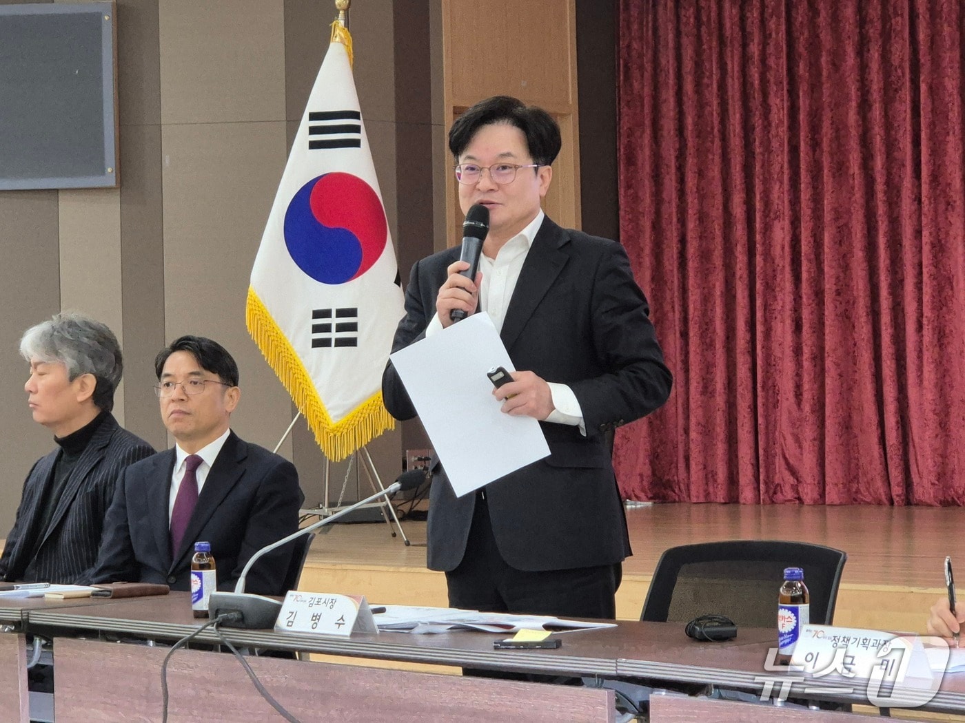 김병수 경기 김포시장이 11일 청사에서 2026년 시정계획을 발표하고 있다. ⓒ 뉴스1 이시명 기자