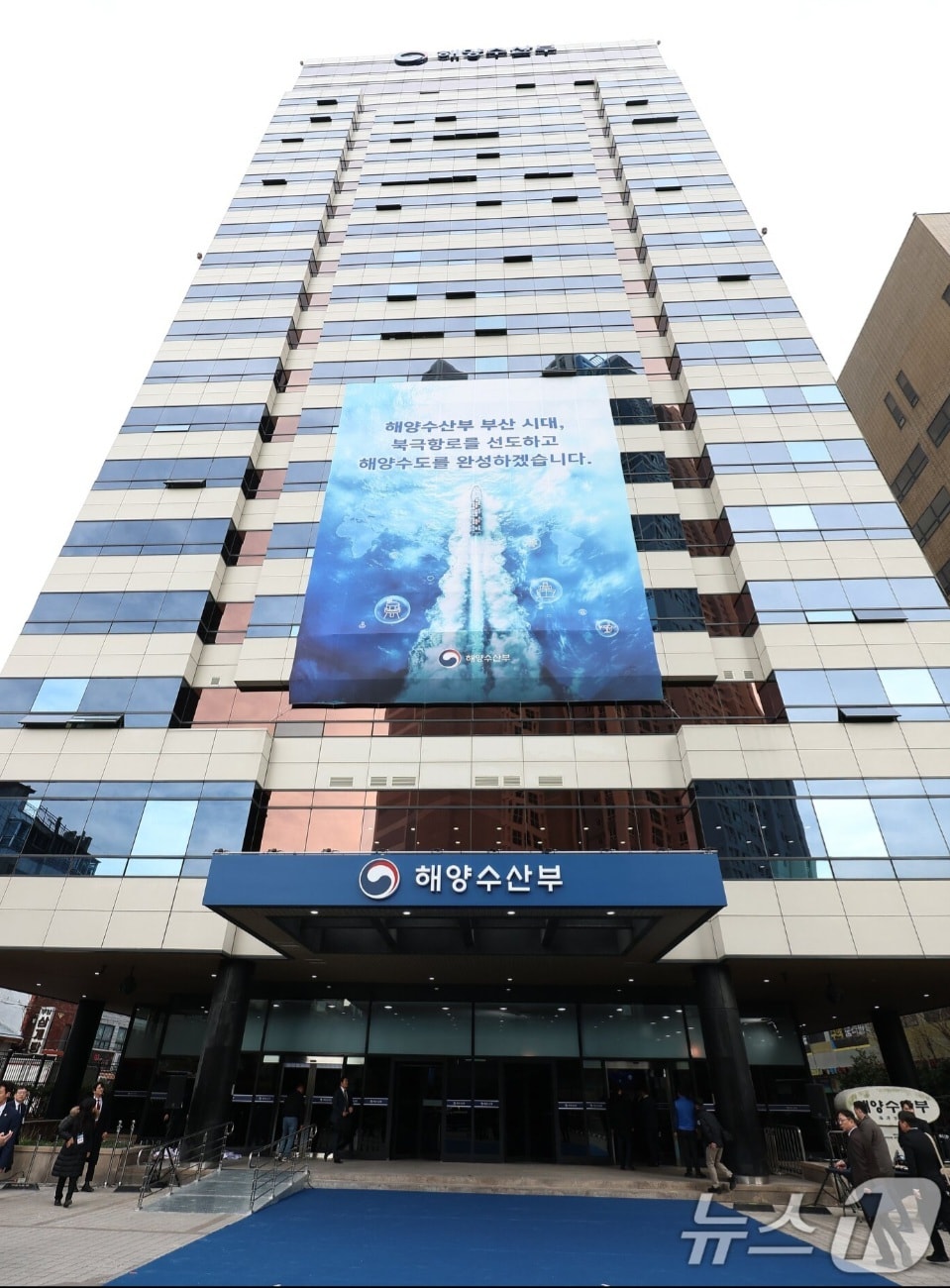 동구 '해수부 효과', 강서구 '李 대통령 승리'...부산 격전지 부상 - 뉴스 썸네일 이미지