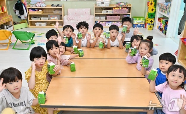 강원 정선군 학교우유 무상급식 자료 사진. (정선군 제공. 재판매 및 DB금지) 2026.2.14/뉴스1