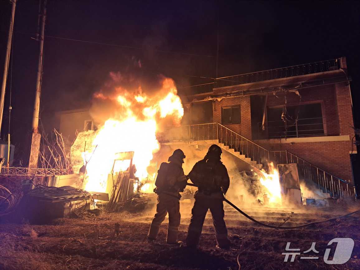 홍천 어린이집 외부 창고 화재.(강원도소방본부 제공, 재판매 및 DB 금지) 2026.2.17/뉴스1