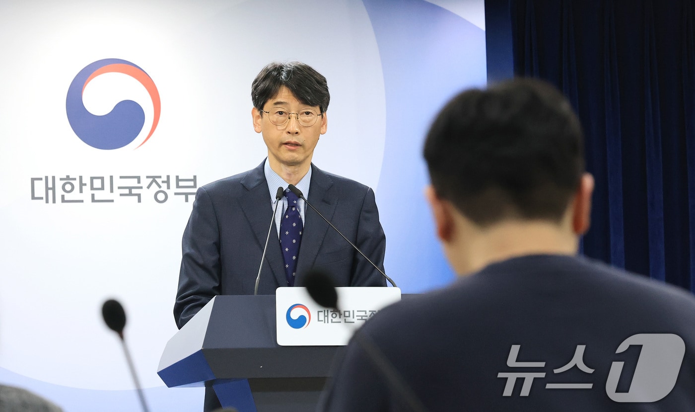 독파모 4파전, 성능 넘어 현장으로...공공·제조·국방 활용 확대 - 뉴스 썸네일 이미지