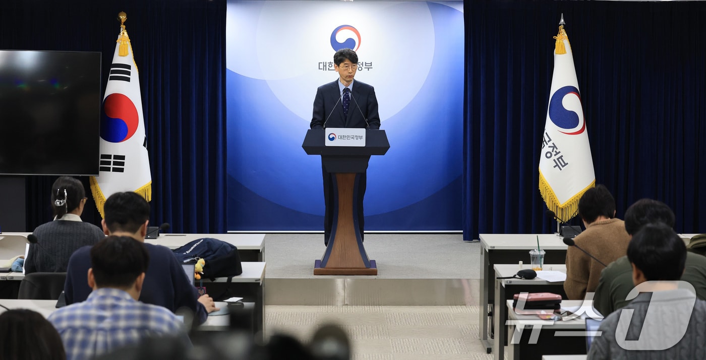 국대AI 추가 합격 '모티프'...李 "R&D 예산 복원" [뉴스잇(IT)쥬] - 뉴스 썸네일 이미지