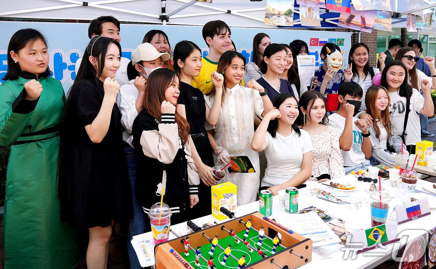 영진전문대에서 열린 글로벌데이 행사에 참여한 외국인 유학생들.(영진전문대 제공. 재판매 및 DB금지)