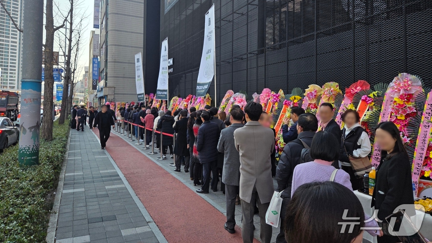 부산 '금정산 하늘채 루미엘' 견본주택 성황리 개관…"수요자 인산인해"