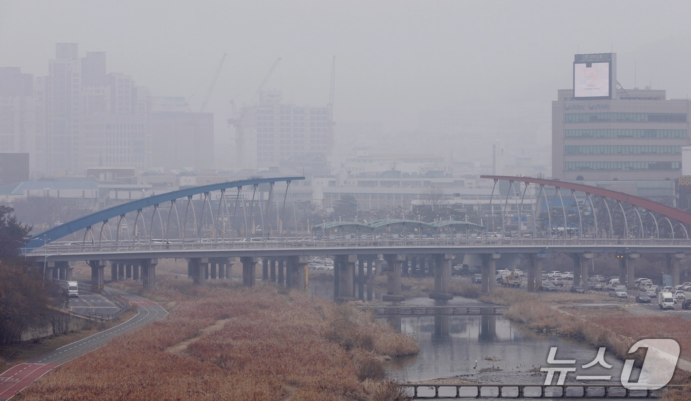 미세먼지 경보 발령된 청주./뉴스1 