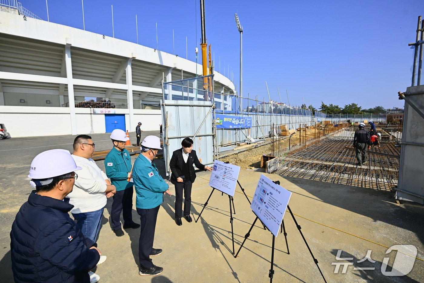 속초종합경기장 수소충전소 신축 공사 현장.(속초시 제공, 재판매 및 DB 금지)