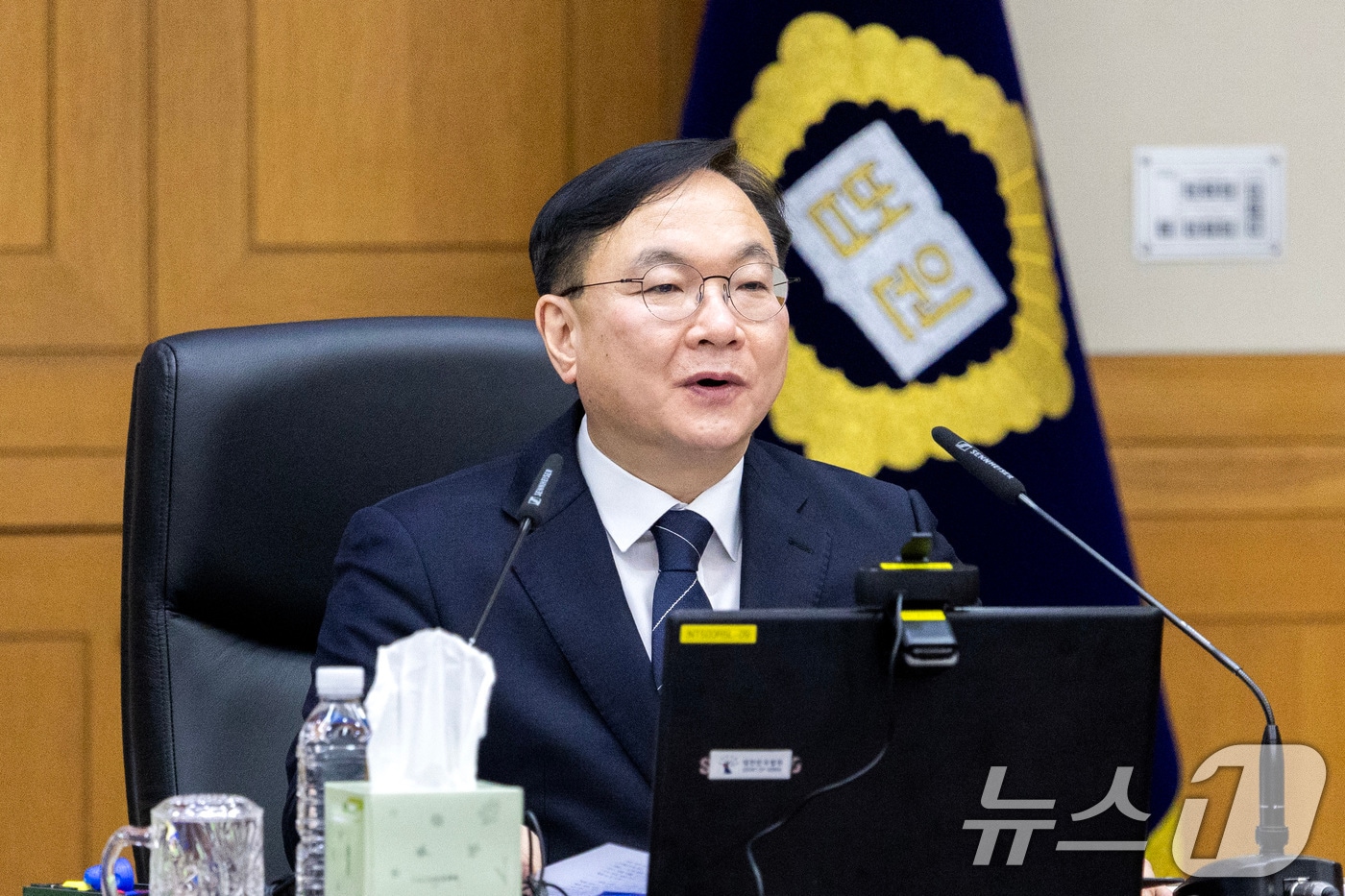 박영재 법원행정처장이 25일 오후 서울 서초구 대법원 청사에서 열린 전국법원장회의에서 모두발언을 하고 있다. (공동취재) 2026.2.25 ⓒ 뉴스1 김도우 기자