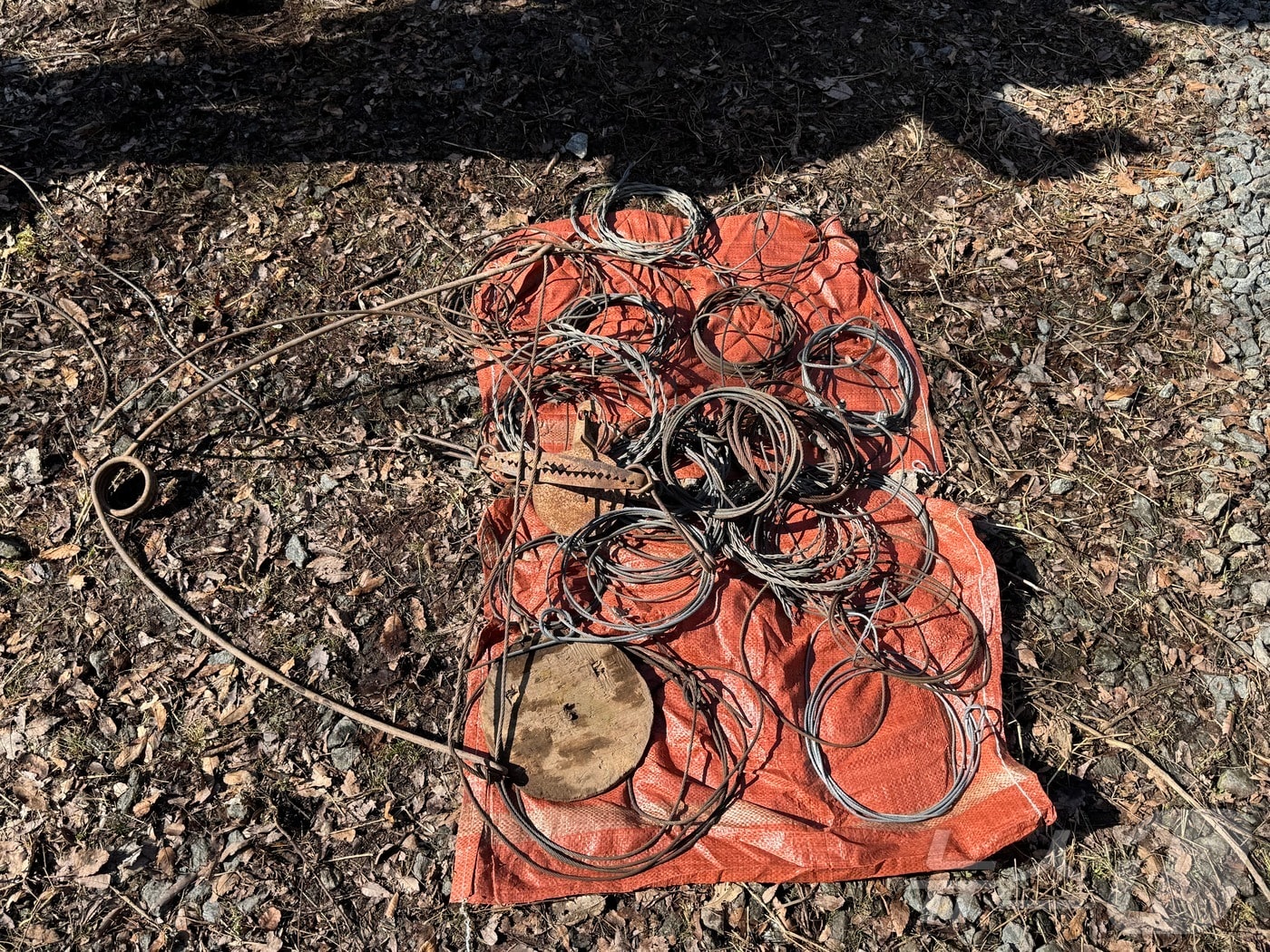 전남 장성군 북하면 일대에서 수거된 불법 엽구의 모습. (영산강유역환경청 제공. 재판매 및 DB 금지) 