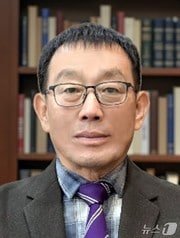 무주군관광협의회장으로 재신임된 이윤승 회장./뉴스1