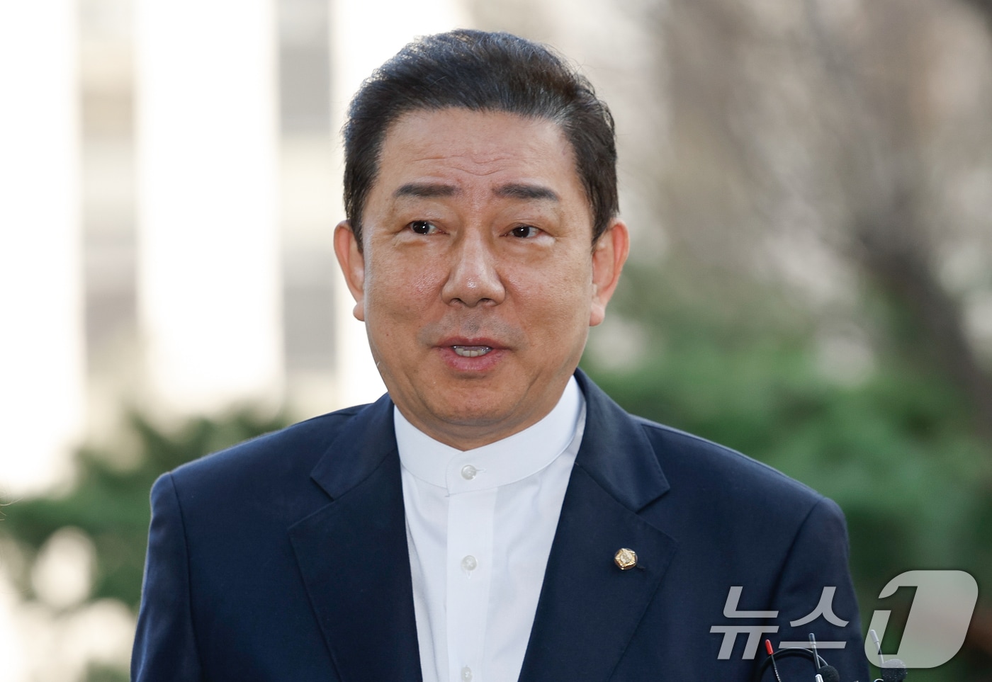 김병기 무소속 의원이 27일 오전 마포구 서울경찰청 공공범죄수사대에서 공천헌금 수수 등 13개 의혹과 관련 피의자 신분으로 2차 조사를 받기 위해 출석하고 있다. 2026.2.27 ⓒ 뉴스1 안은나 기자