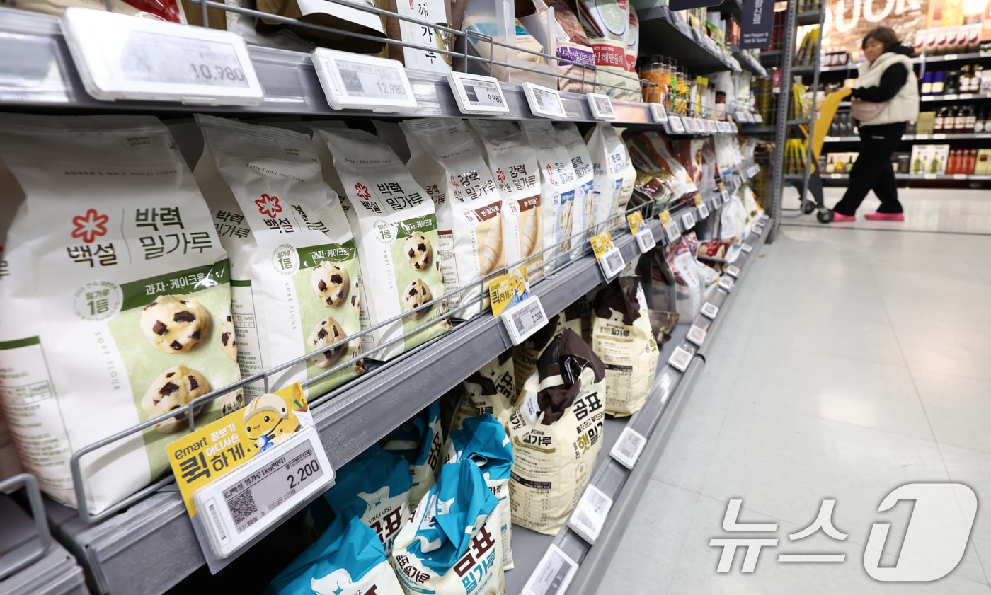 공정위 "밀가루·전분당 담합 상반기 중 심의 마무리" - 뉴스 썸네일 이미지