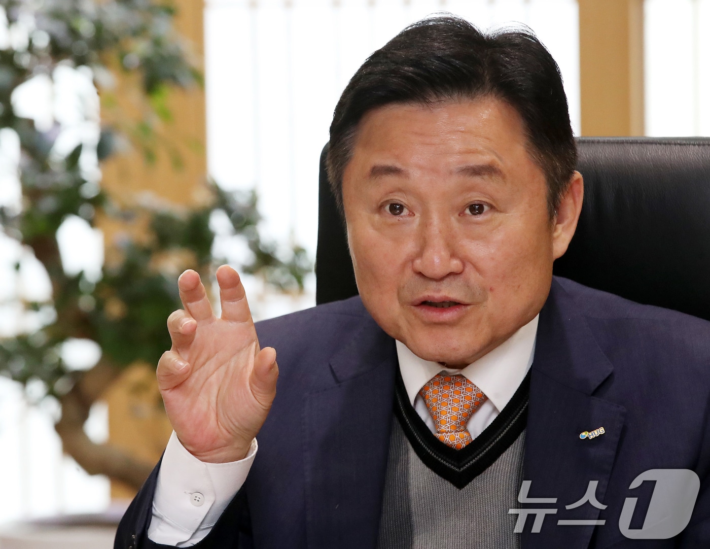 최인호 주택도시보증공사(HUG) 사장이 27일 부산 남구 주택도시보증공사에서 뉴스1과 인터뷰하고 있다. 2026.2.27 ⓒ 뉴스1 윤일지 기자