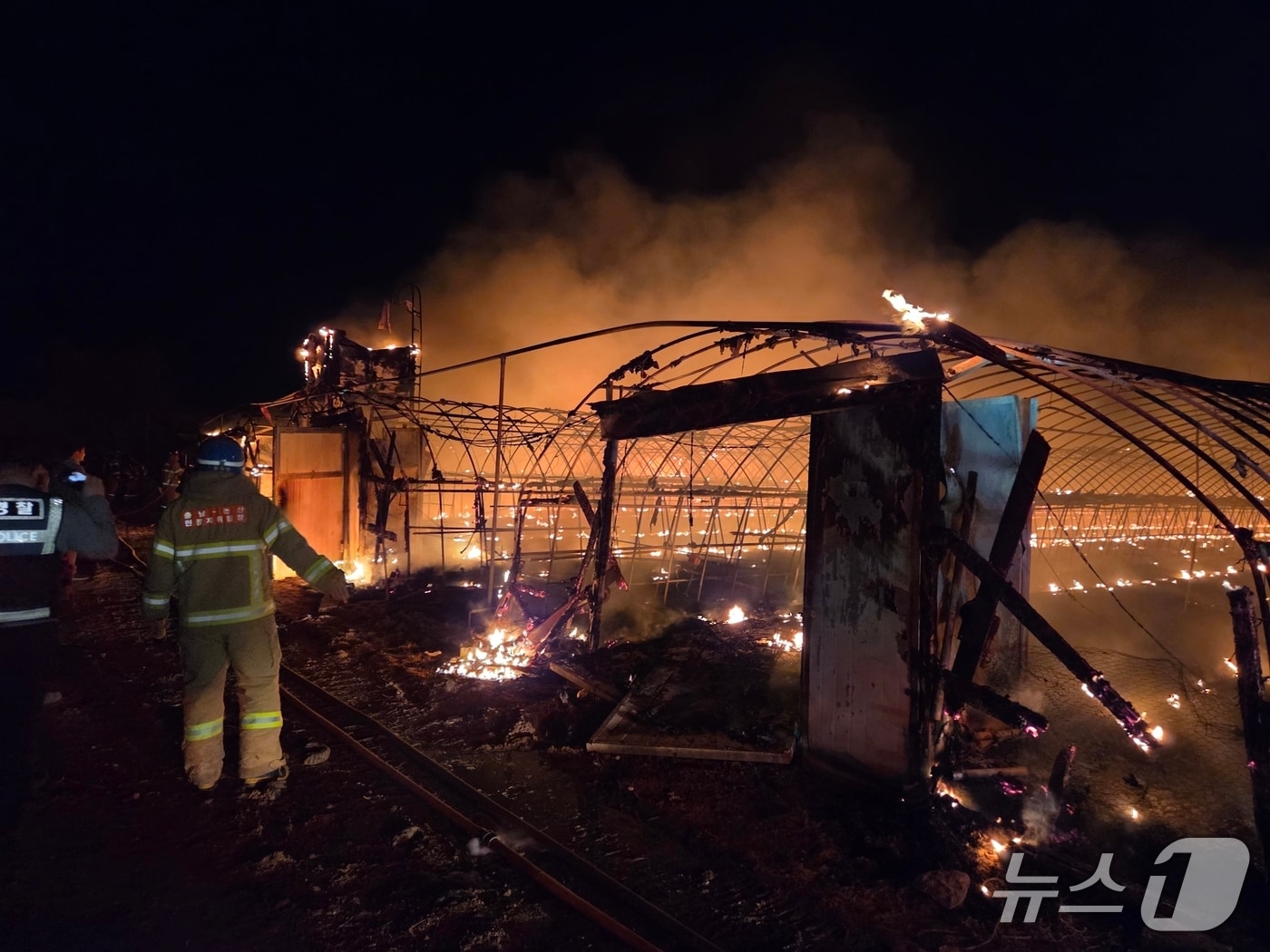  논산 성동면 계사 화재 현장. (논산소방서 제공, 재판매 및 DB금지) / 뉴스1