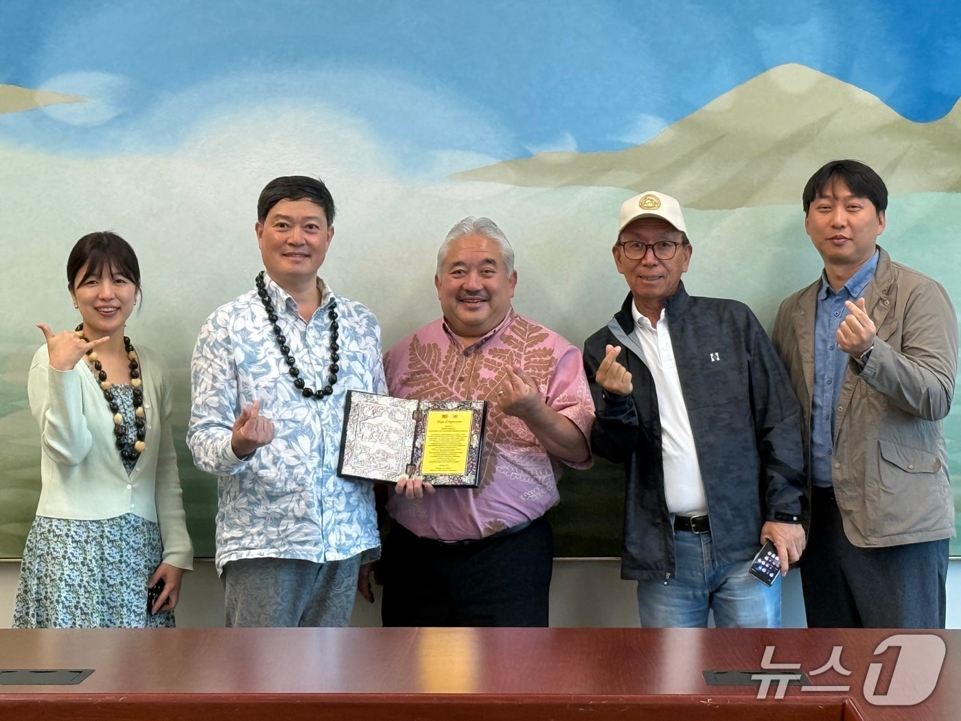 방문단 모습.(부산시교육청 제공. 재판매 및 DB금지)