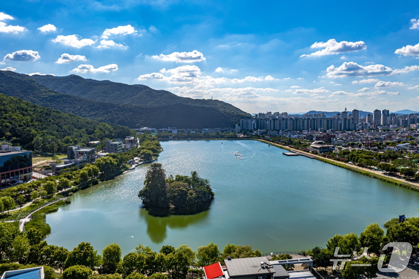 대구 대표 관광지 수성못 전경(대구 수성구 제공. 재판매 및 DB금지)