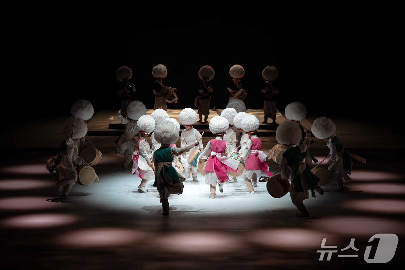 '설날음식 音食' 공연 중 금회북춤 (국립부산국악원 제공. 재판매 및 DB금지)