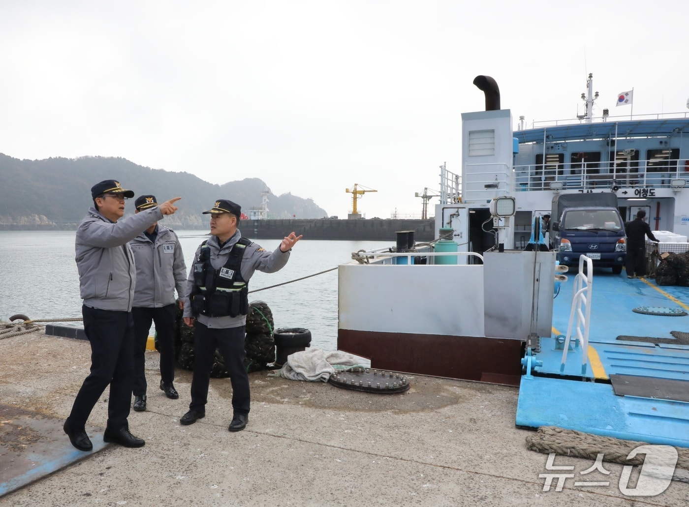 5일 김철문 전북경찰청장이 설 연휴를 앞두고 도서 지역 현장을 점검했다.(전북경찰청 제공. 재판매 및 DB금지)