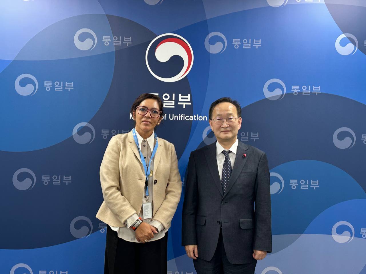 김남중 통일부 차관이 5일 엘리자베스 살몬 유엔 북한인권특별보좌관을 접견했다고 통일부가 밝혔다. (통일부 제공)