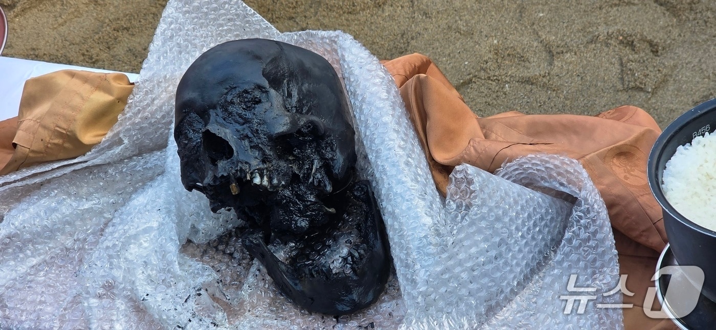 일본 조세이탄광 수몰사고 희생자 중 1명의 유해가 추가 발굴됐다.