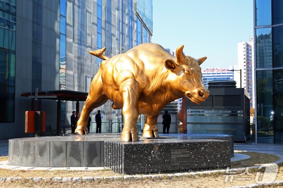 '5000피' 훈풍인데..."부산은요?" - 뉴스 썸네일 이미지