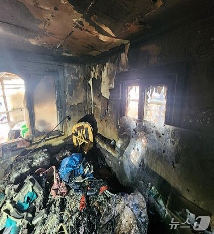 10일 오전 11시 47분쯤 인천시 미추홀구 용현동의 한 단독주택에서 화재가 발생했다.(인천소방본부 제공. 재배포 및 DB금지)2026.2.9/뉴스1)