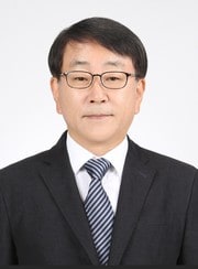 충북대학교 33대 교수회장으로 취임한 의과대학 최중국 교수.(충북대 제공. 재판매 및 DB금지)