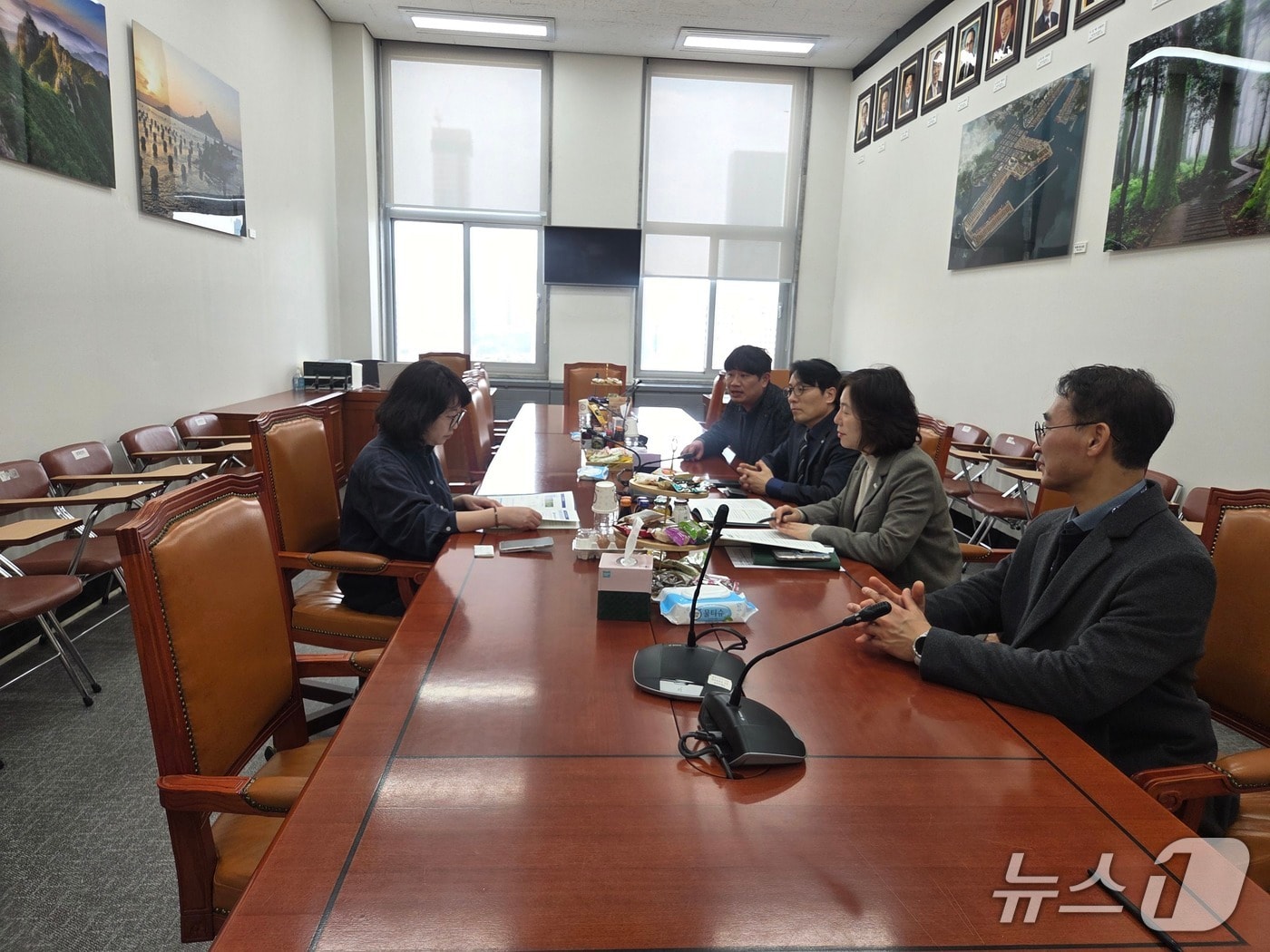 12일 전북 진안군이 '진안형 기본소득 시범사업' 추진을 위한 국비 지원을 요청하기 위해 국회를 방문했다.(진안군제공, 재판매 및 DB금지)2026.3.12/뉴스1