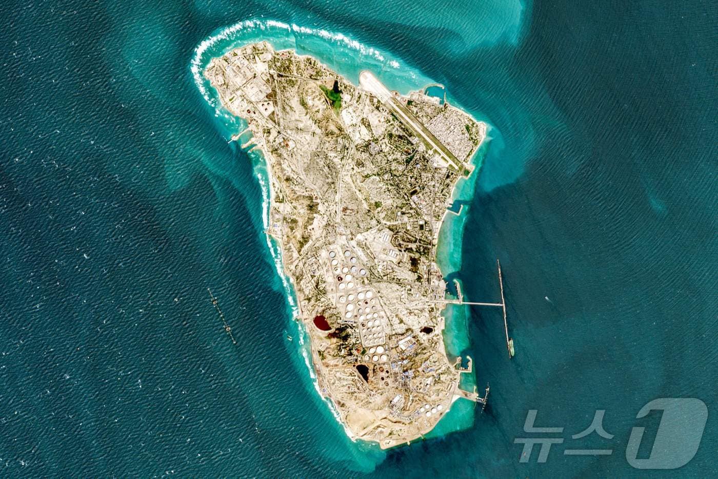 이란 석유 수출 요충지 하르그섬. ⓒAFP=뉴스1