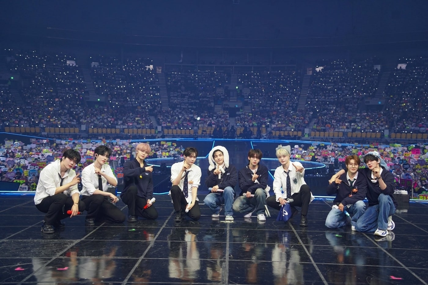 제로베이스원/웨이크원 제공