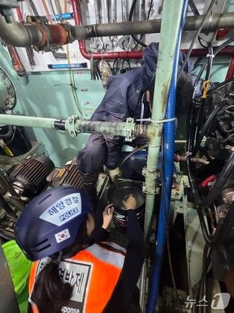 속초해경, 해상석유 불법유통 특별단속 실시.(속초해경 제공, 재판매 및 DB 금지) 2026.3.19/뉴스1