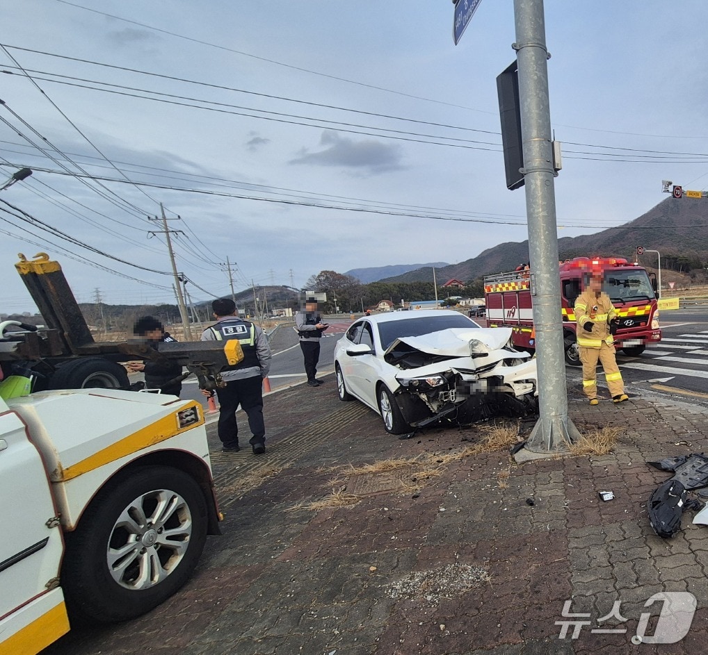 보령 주포면 교통사고 현장. (보령소방서 제공, 재판매 및 DB금지) / 뉴스1