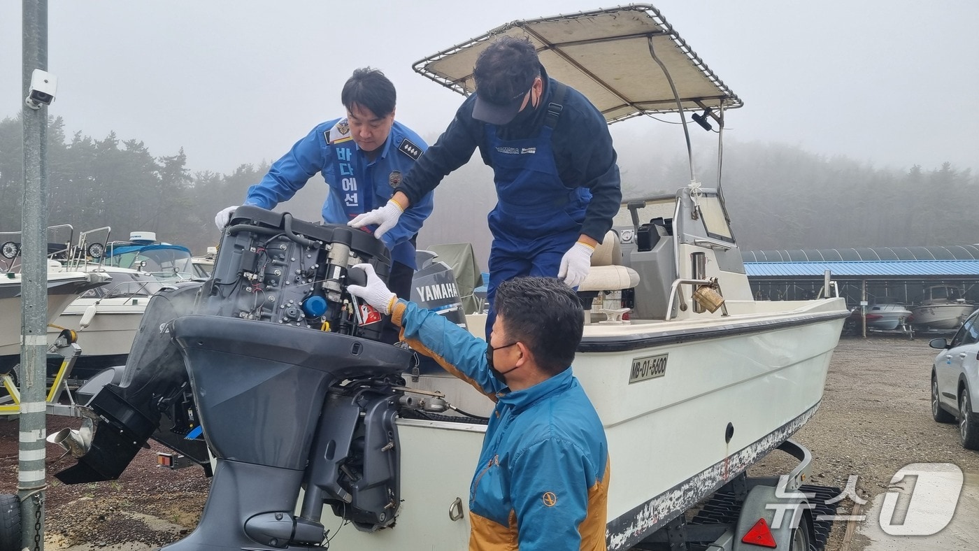 태안해경이 수상레저기구 무성 점검을 진행 중인 모습. (태안해양경찰서 제공, 재판매 및 DB금지) / 뉴스1 