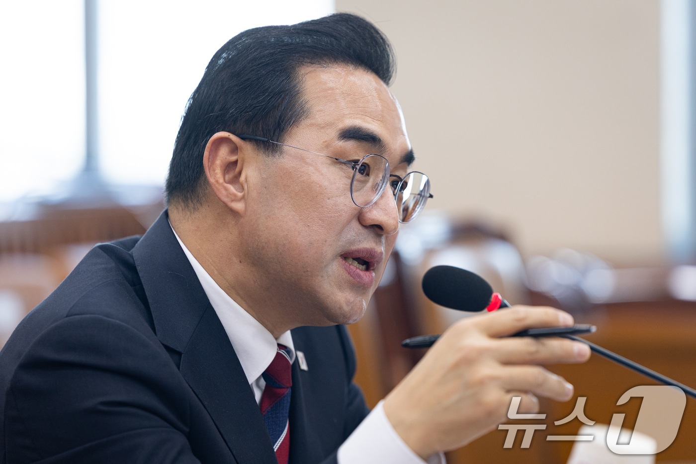 박홍근 기획예산처 장관 후보자가 23일 서울 여의도 국회에서 열린 인사청문회에 출석해 의원 질의에 답하고 있다. ⓒ 뉴스1 유승관 기자