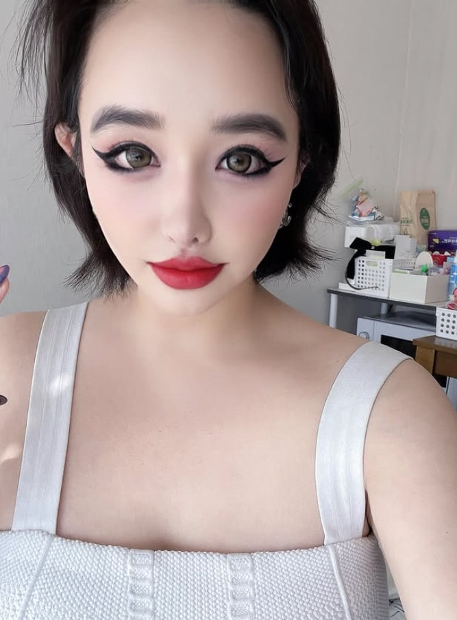 사진=박봄 인스타그램