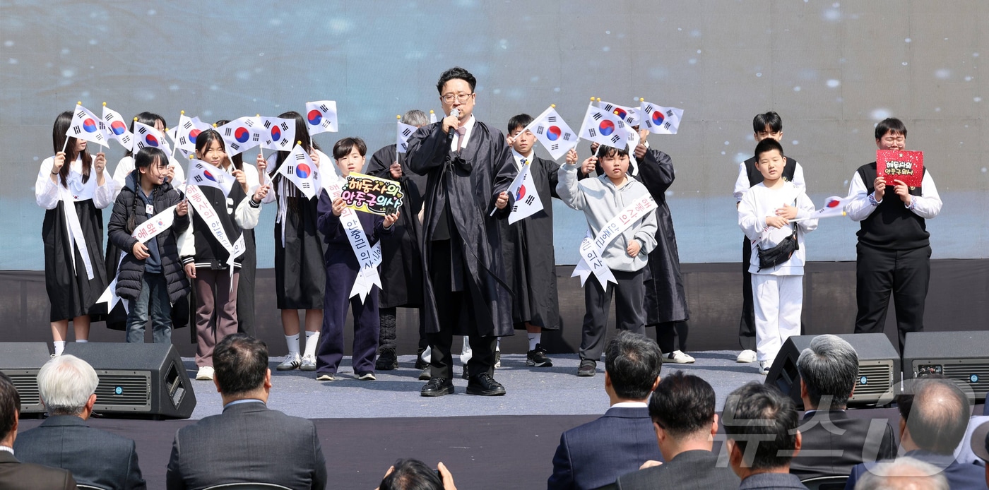 안중근 의사 순국 116주기 추모제가 26일 전남 장흥군 장동면 해동사에서 엄숙히 봉행됐다.(장흥군 제공, 재배포 및 DB 금지) ⓒ 뉴스1